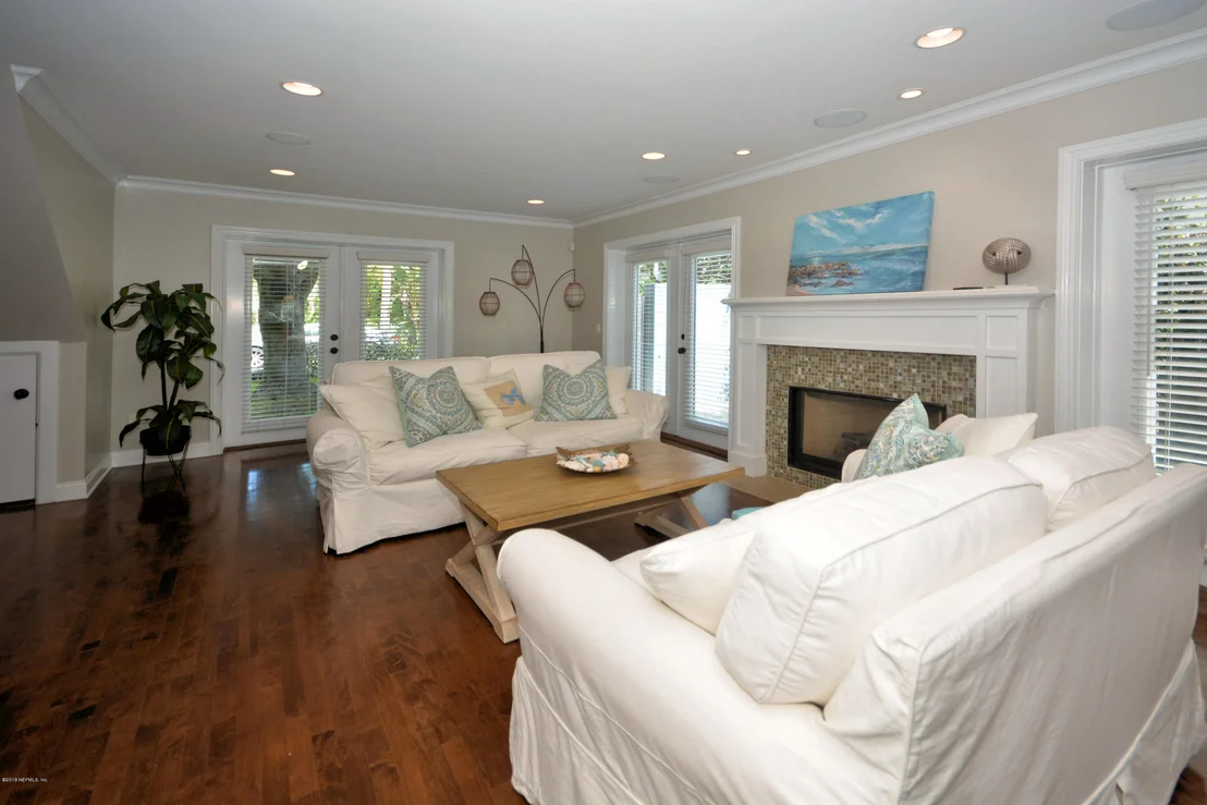 Photo of 150 12TH Street