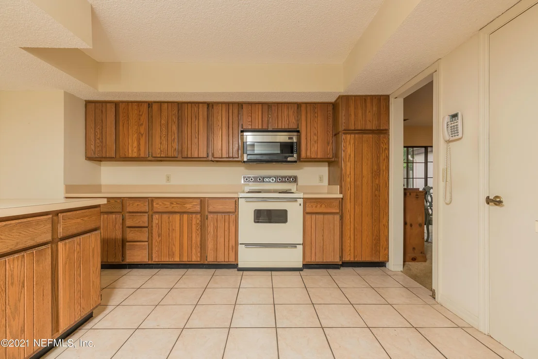 Photo of 3550 LONE WOLF Trail