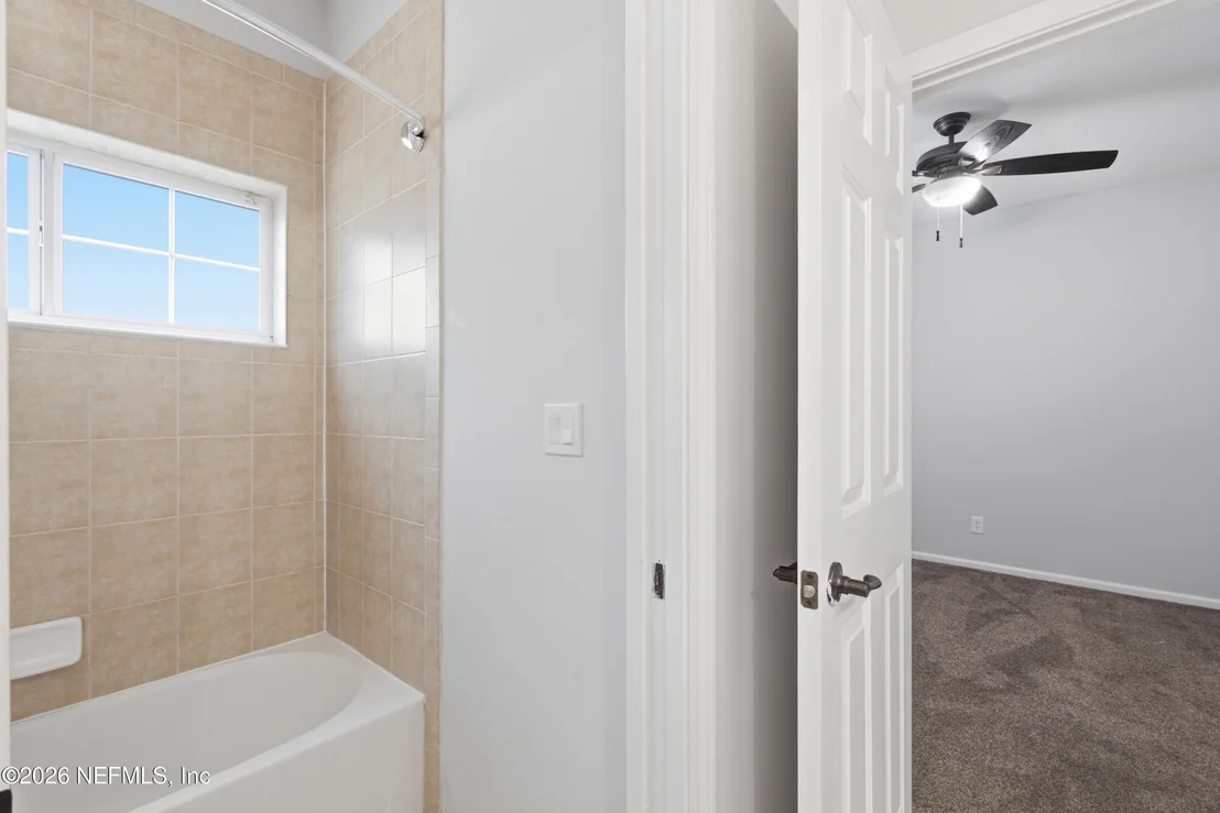 Photo of 1427 EAGLE CROSSING Drive
