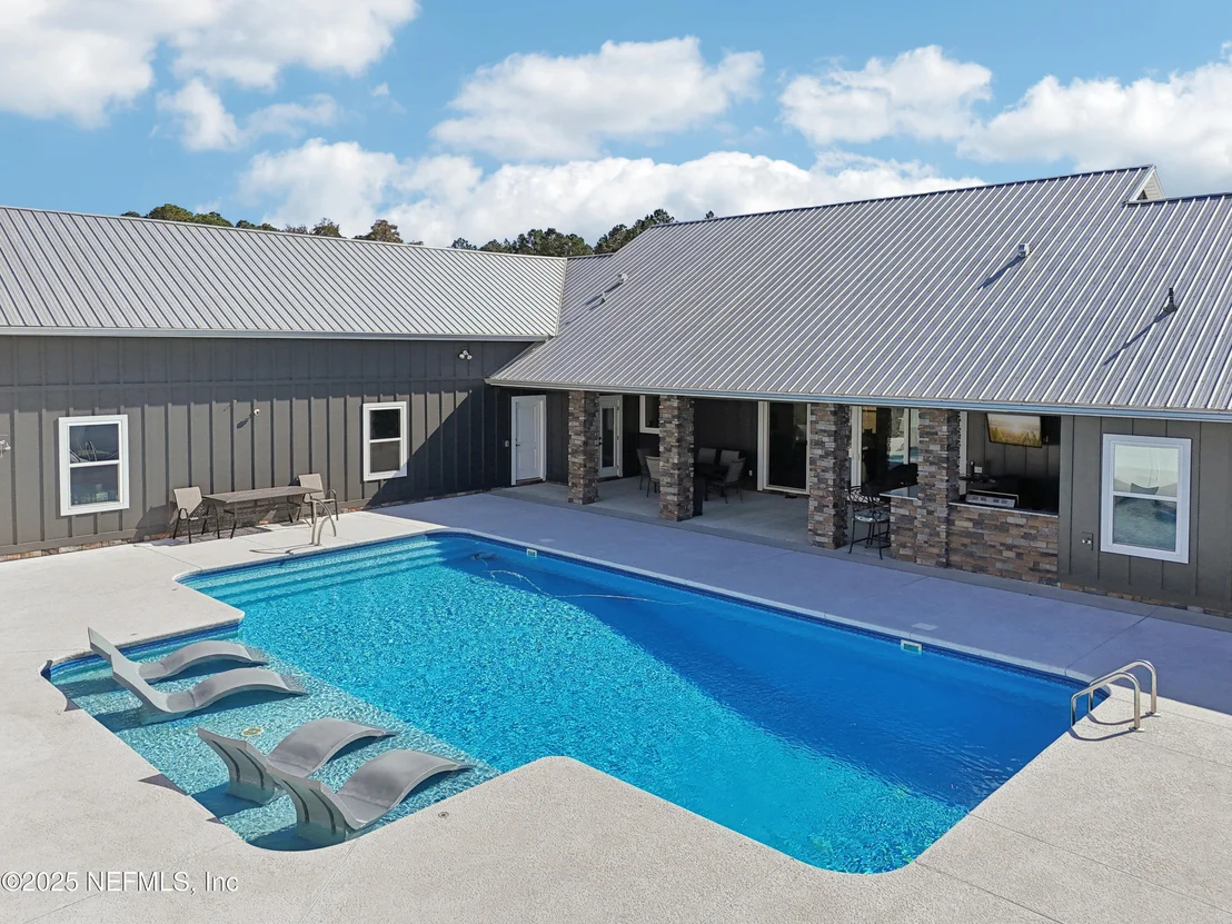 Photo of 37160 OLD PINERIDGE RD Road