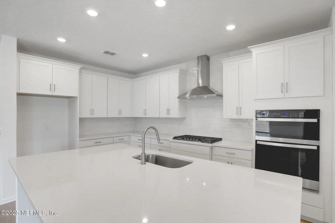 Photo of 144 CEDAR KNOLL Circle