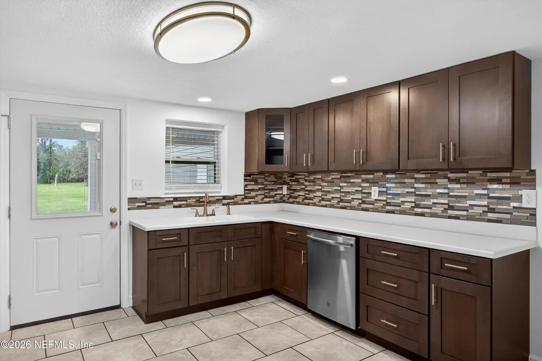 Photo of 1619 HAMMOND Boulevard