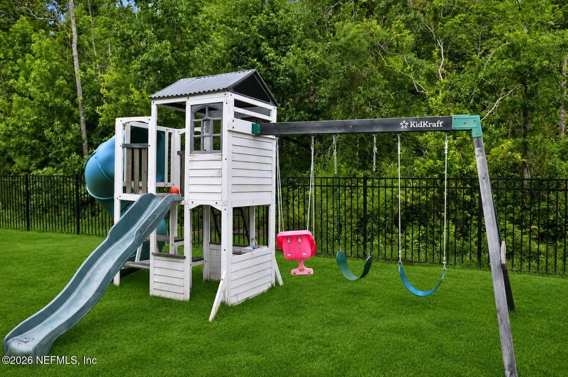 Photo of 98 YARDLEY Court
