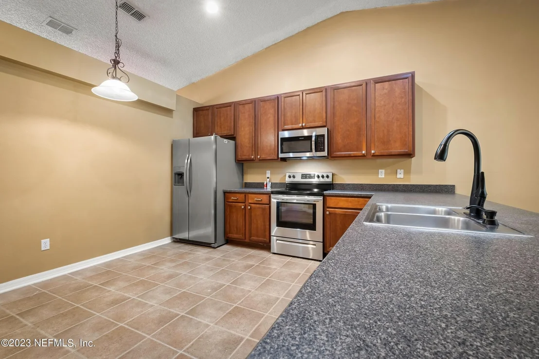 Photo of 11030 ARROWBROOK Lane