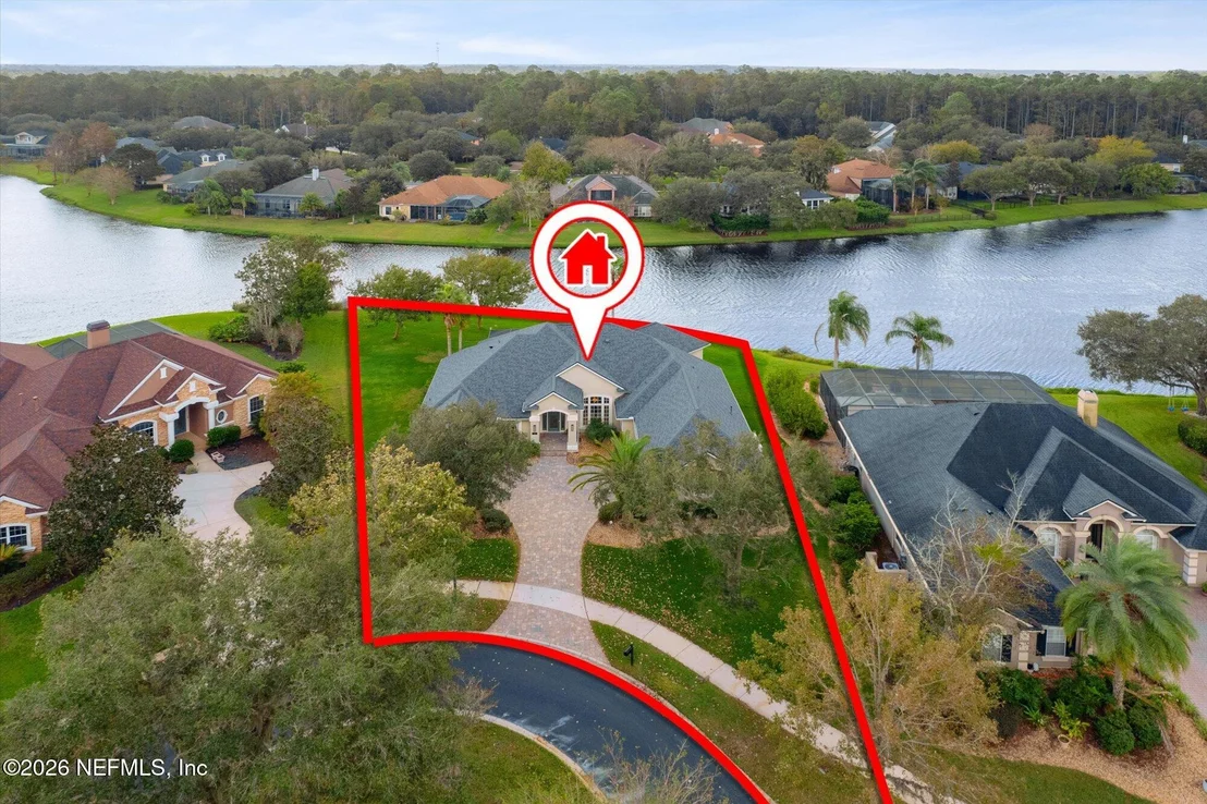 Photo of 700 PINECREST ISLE Court