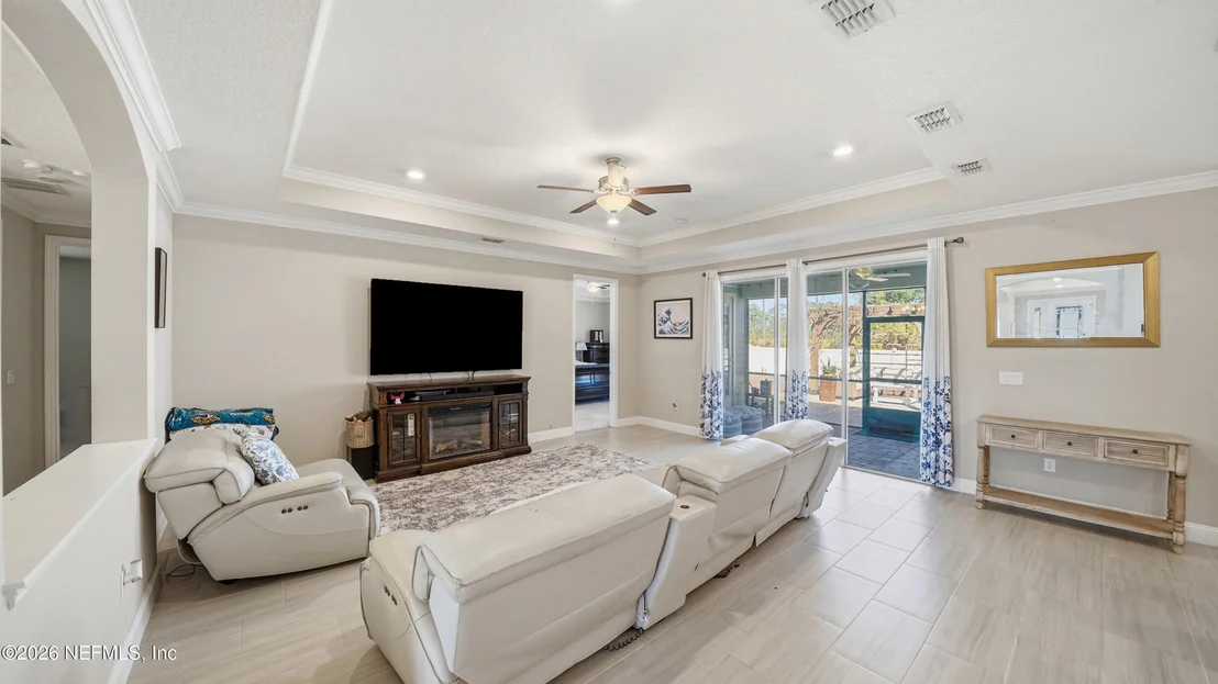 Photo of 63 DIAMONDBACK Avenue
