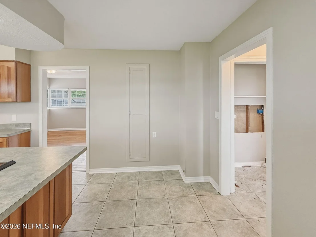 Photo of 477 DEL MONTE Drive