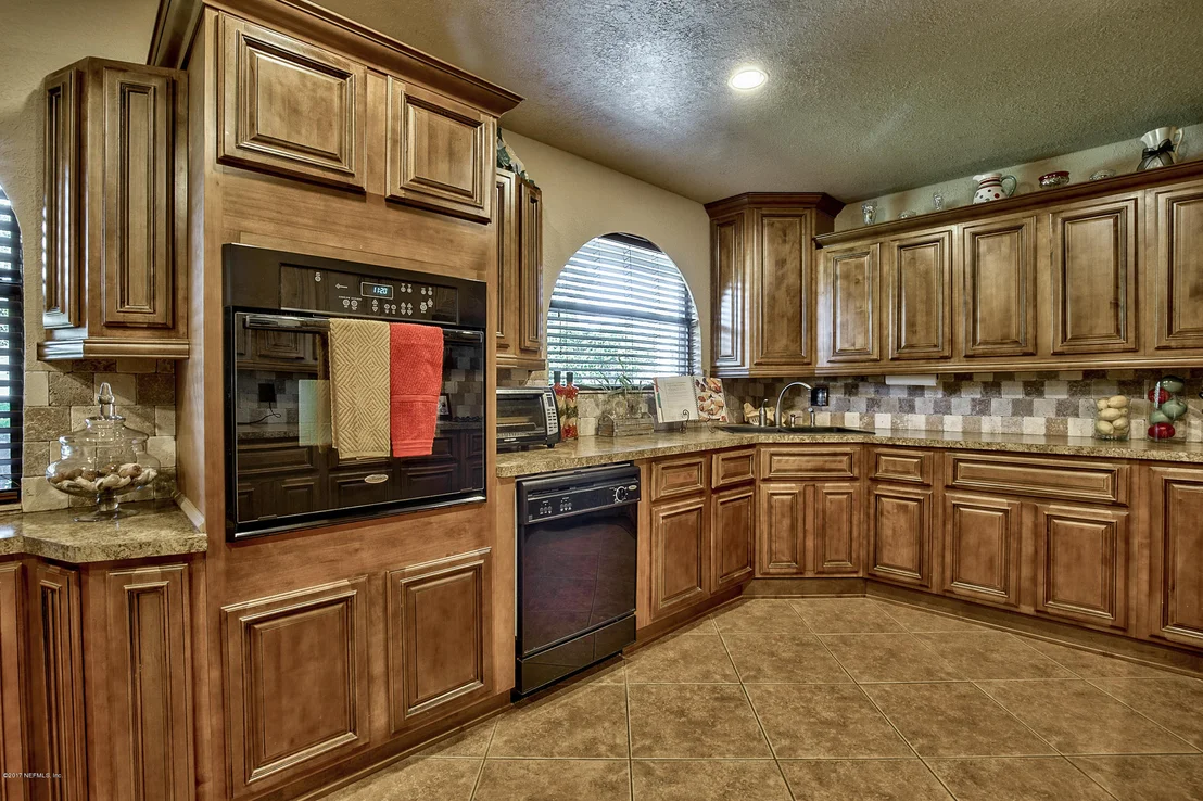 Photo of 10679 HAMPTON Road