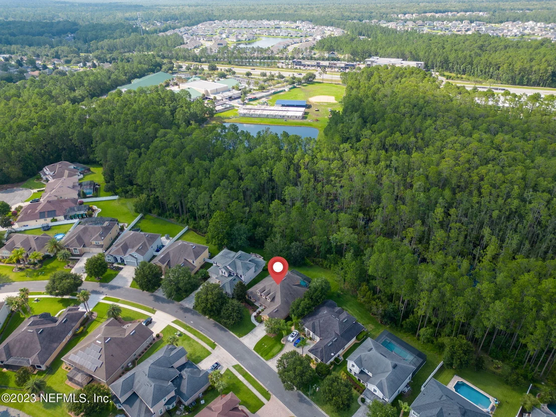 Photo of 548 SADDLESTONE Drive