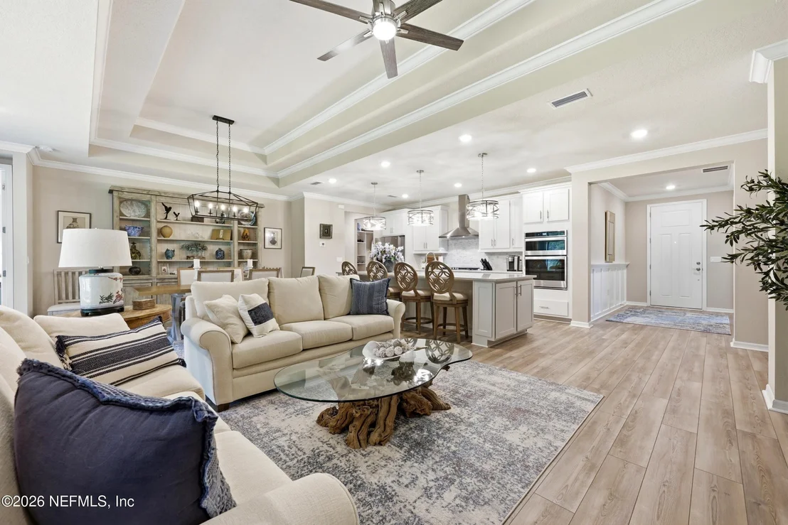 Photo of 10772 TOWN VIEW Drive