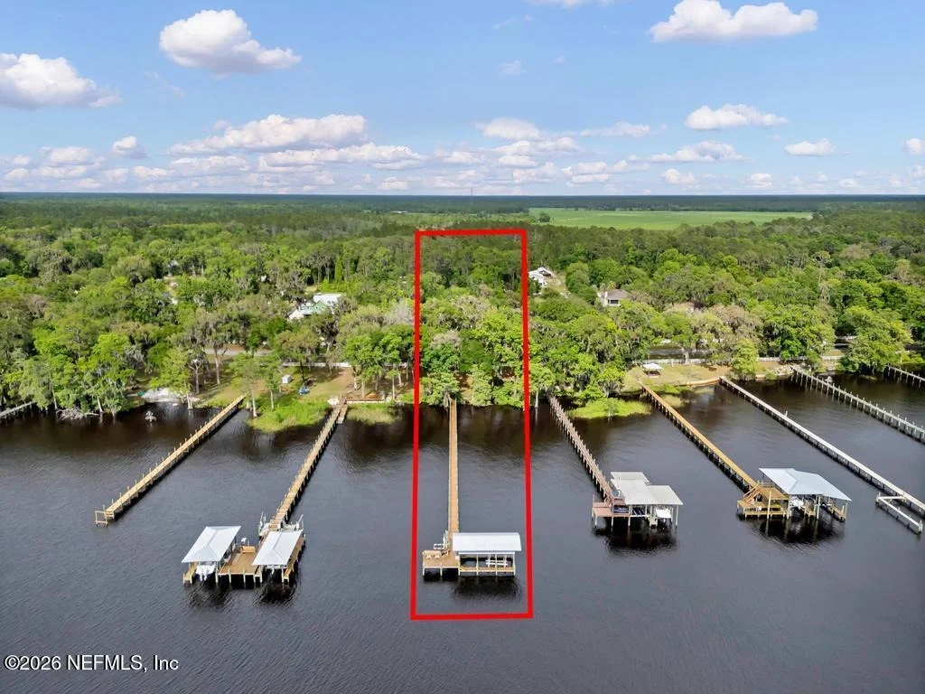 Photo of 124 RIVER PLANTATION Road N