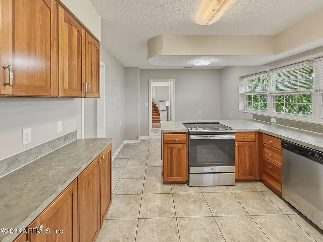 Photo of 477 DEL MONTE Drive