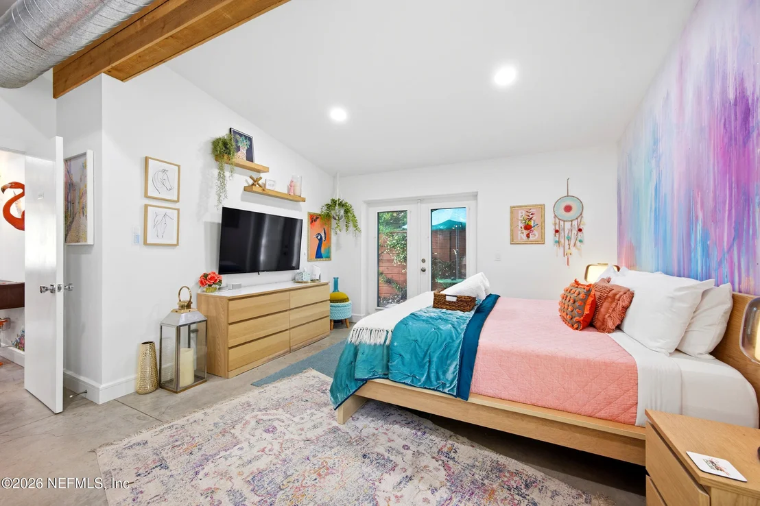 Photo of 580 WHITE Street
