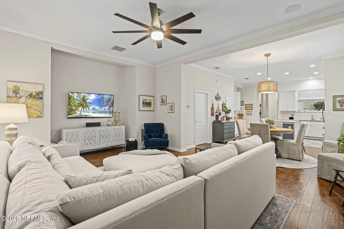 Photo of 1169 OVERDALE Road