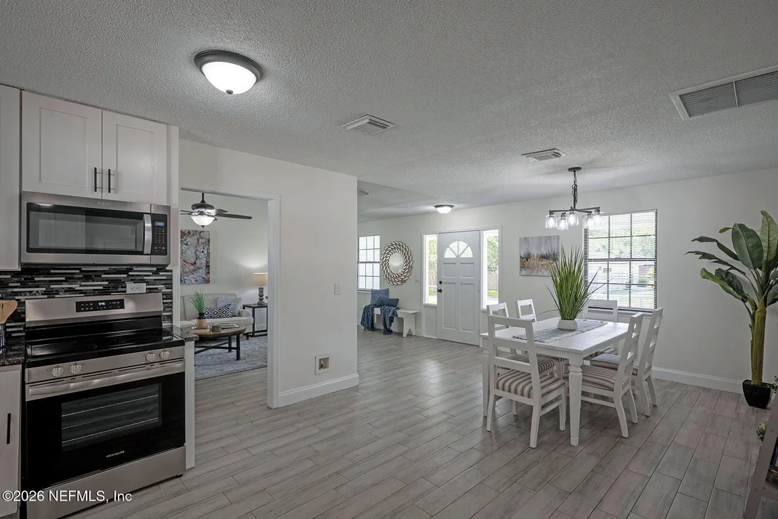 Photo of 3219 SUMMERSET Drive