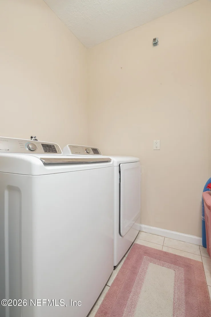 Photo of 305 ELZA Lane