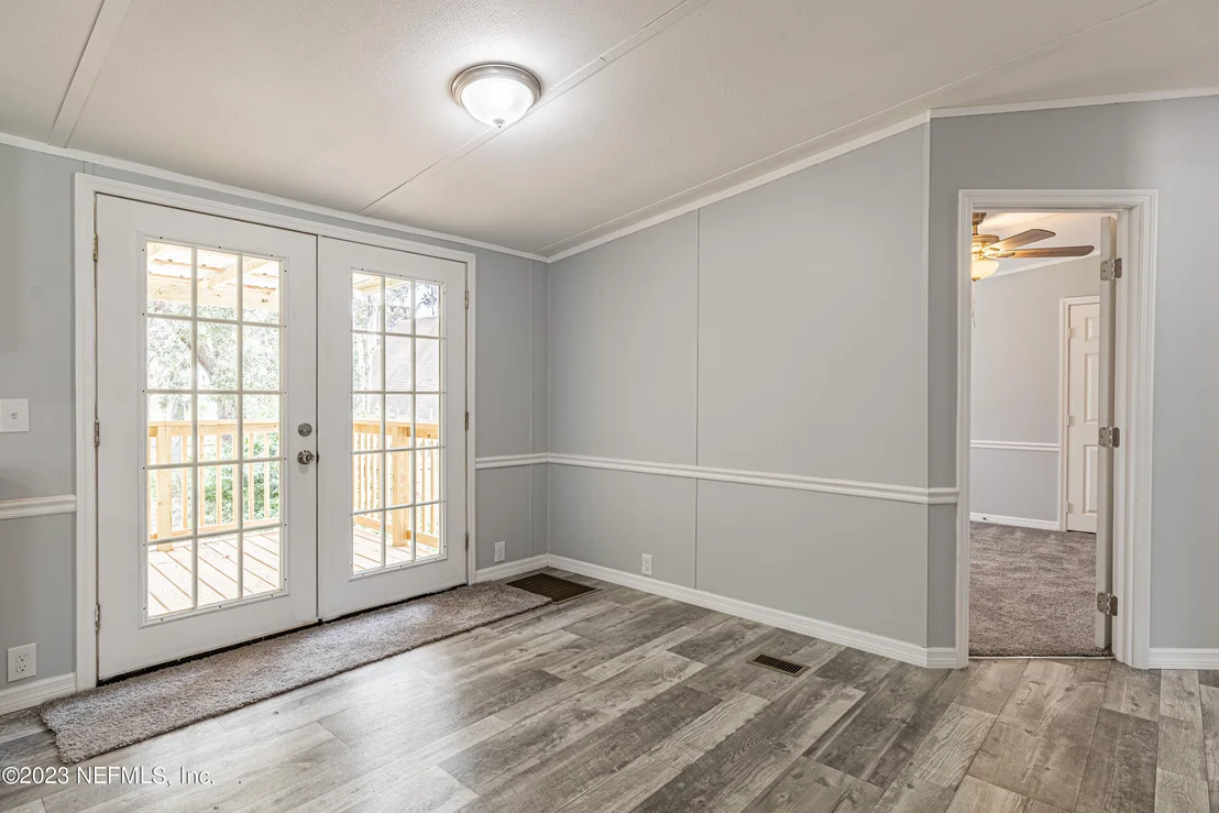 Photo of 8377 STATE ROAD 100