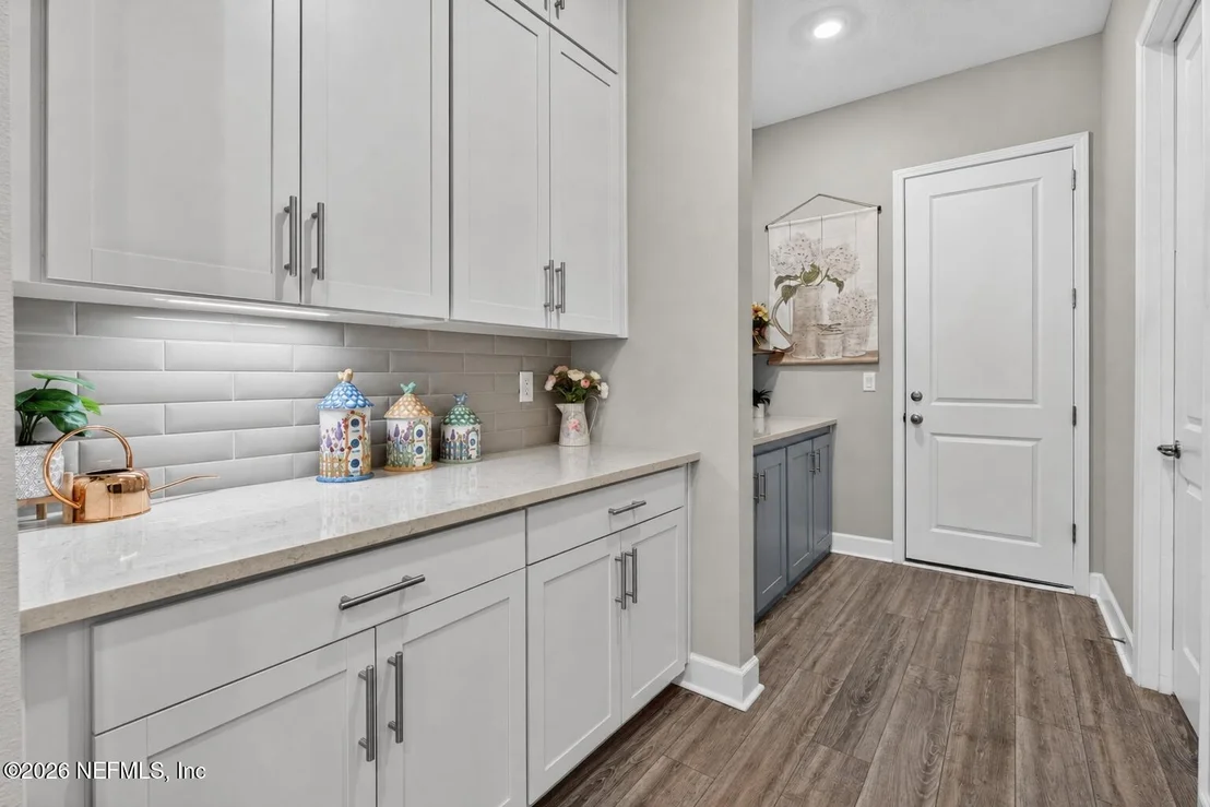 Photo of 380 RUSTIC MILL Drive