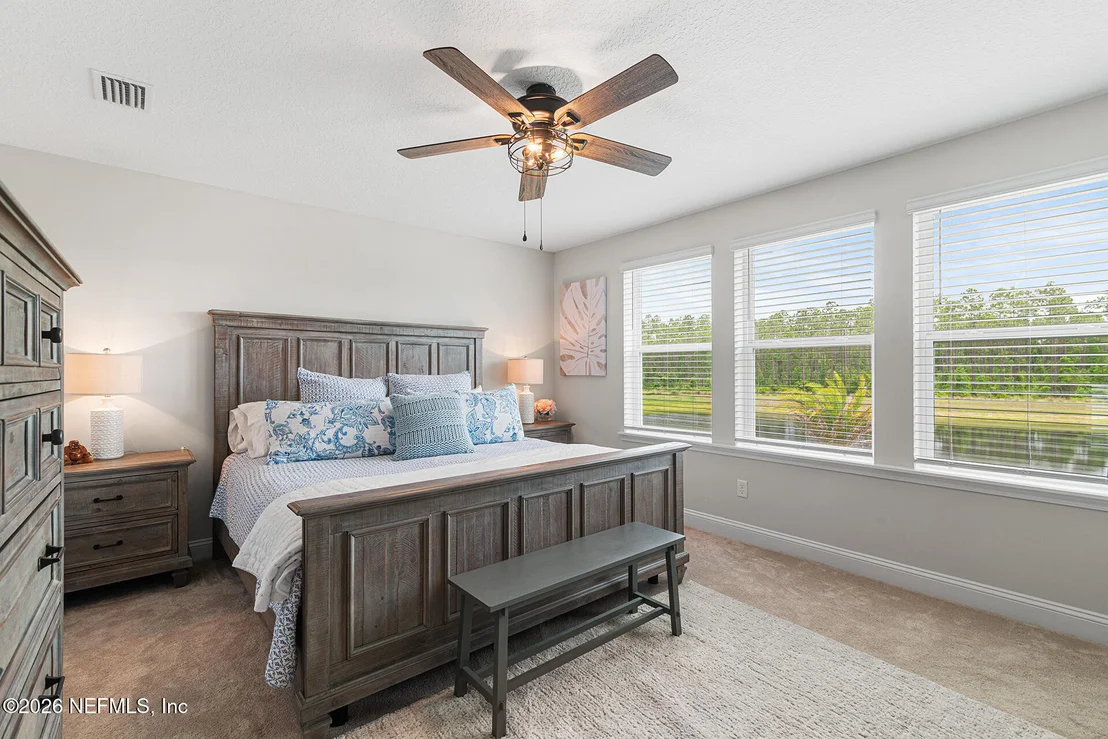 Photo of 428 BLUE HAMPTON Drive