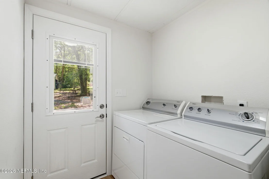 Photo of 8337 SINGLETON Place