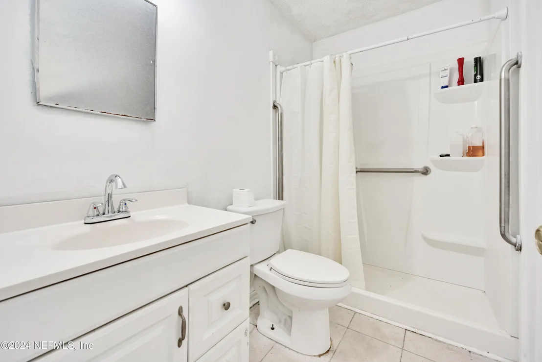 Photo of 282 VENETIAN Boulevard