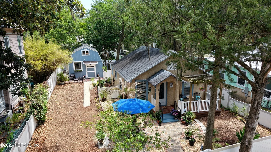Photo of 11 DAVIS Street