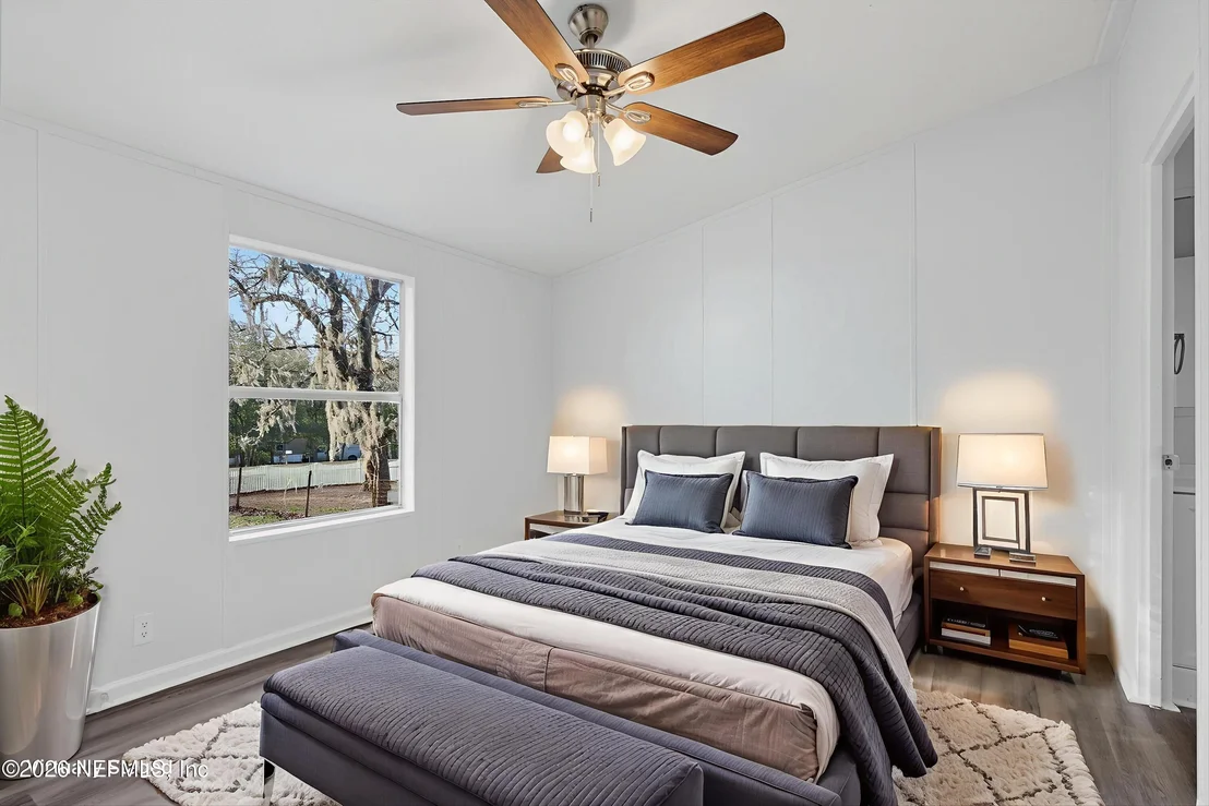 Photo of 7595 OAK FOREST Road