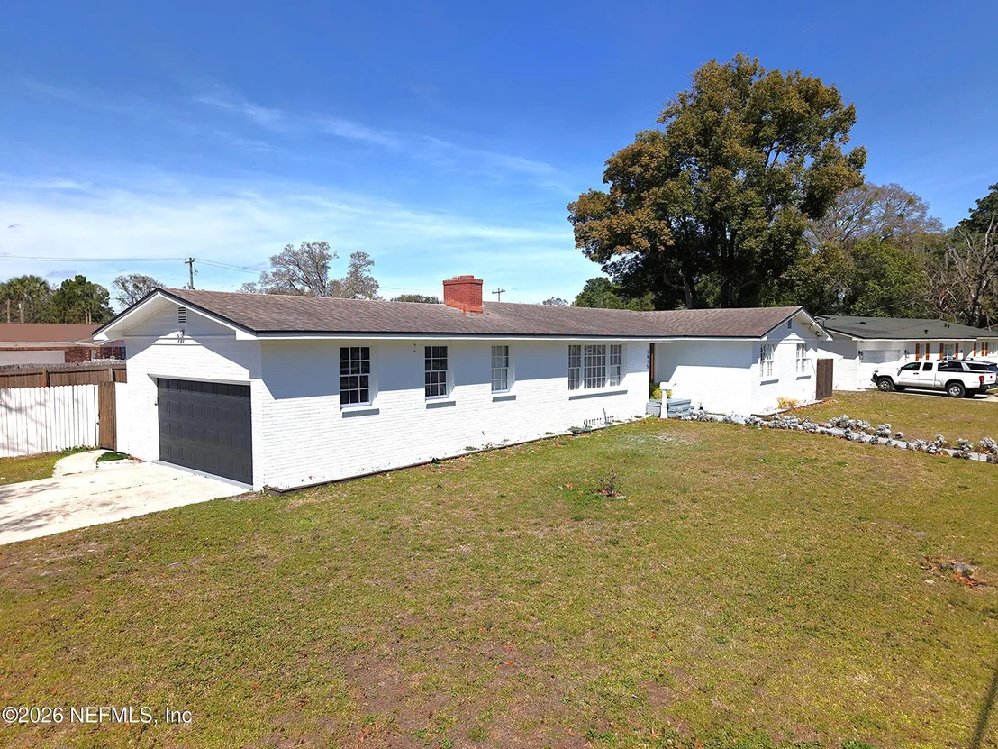 Photo of 7915 ALDERMAN Road