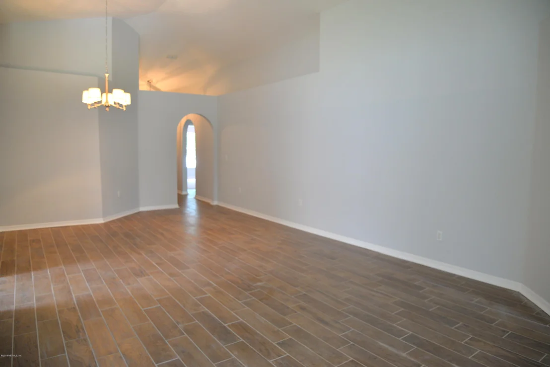 Photo of 141 KING ARTHUR Court