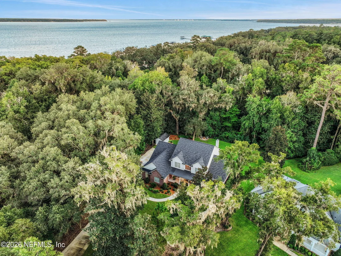 Photo of 696 FREDERIC Drive
