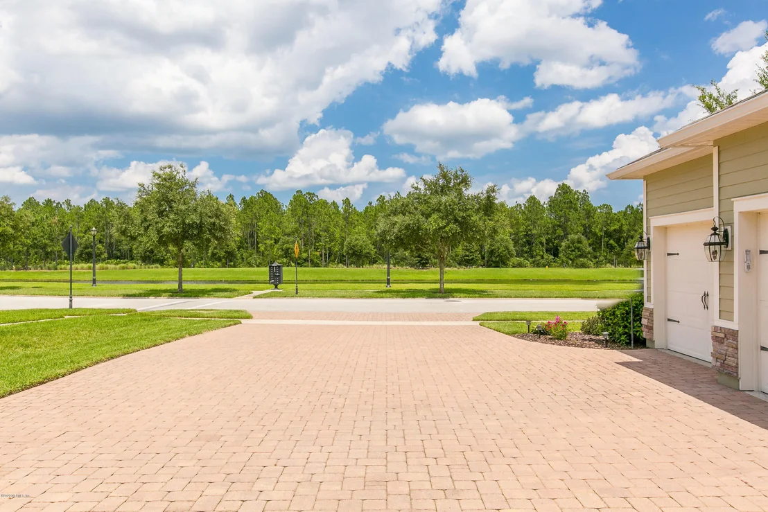 Photo of 228 RINCON Drive
