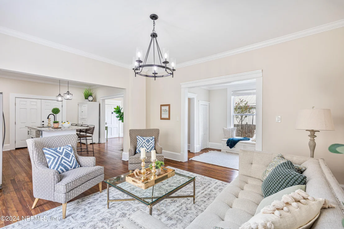 Photo of 56 CARRERA Street