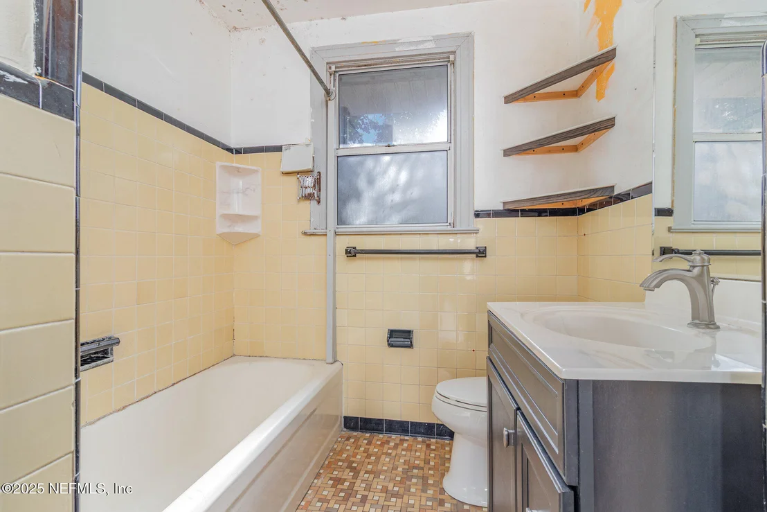 Photo of 222 TROUT RIVER Drive