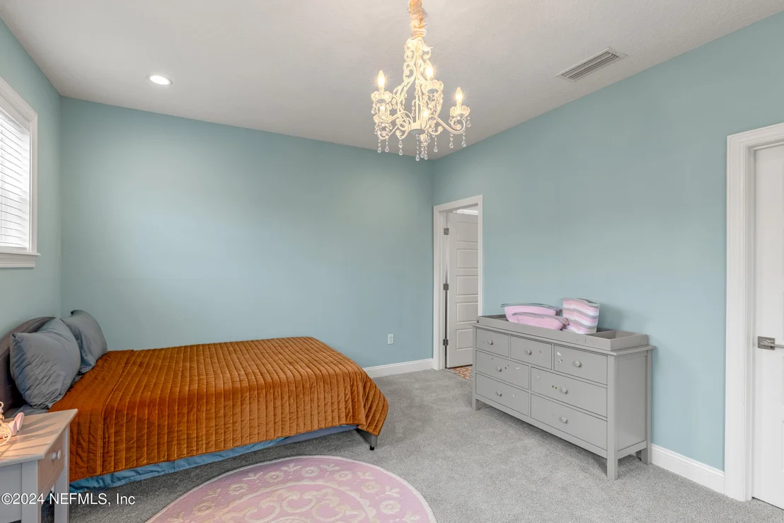 Photo of 10511 SILVERBROOK Trail