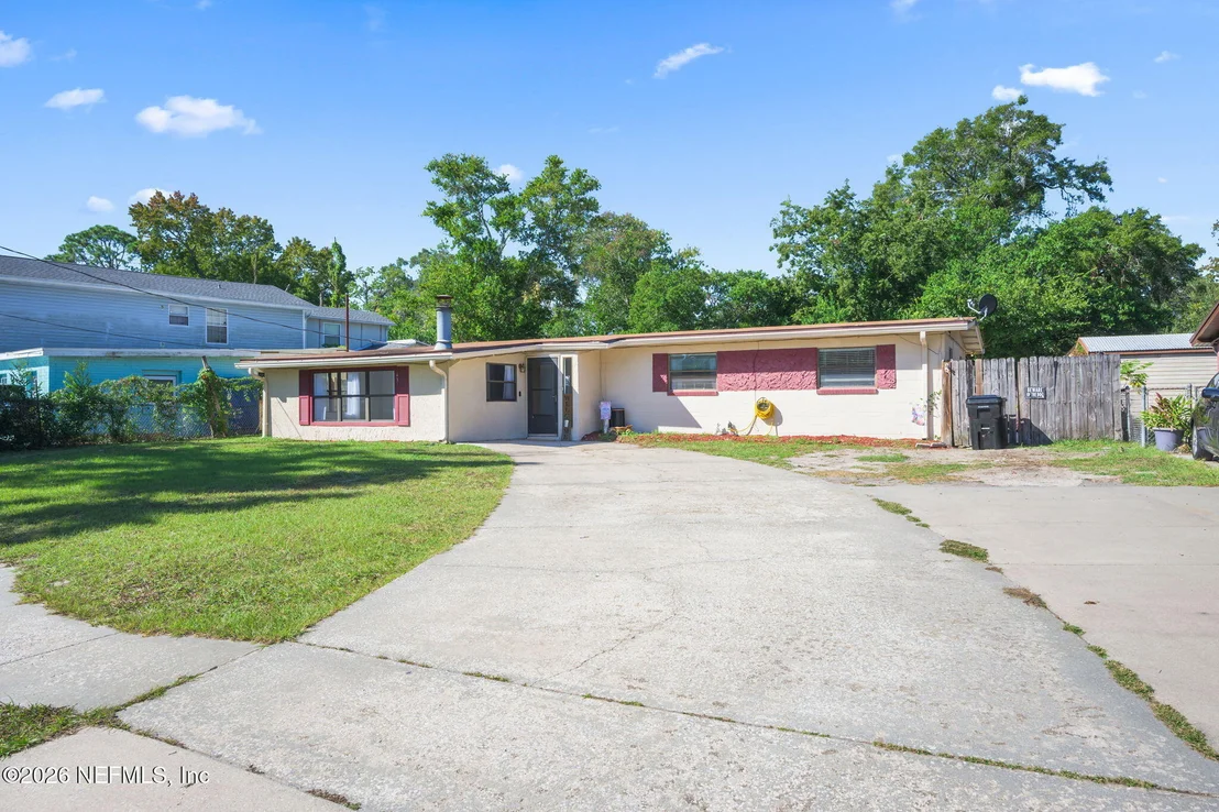 Photo of 431 VALDERIA Drive