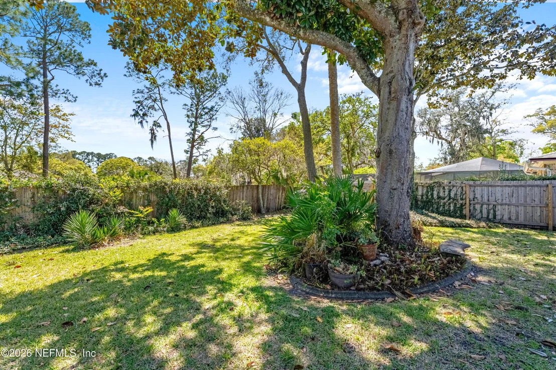 Photo of 1618 BRISTOL Place