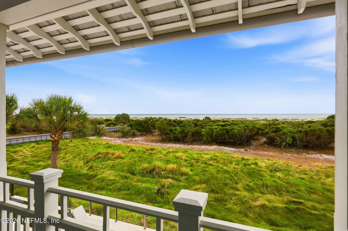 Photo of 688 OCEAN PALM Way