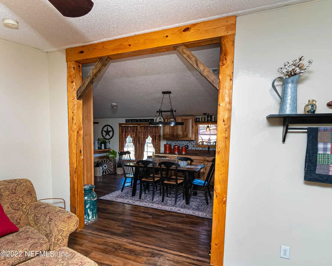 Photo of 11317 CR 122