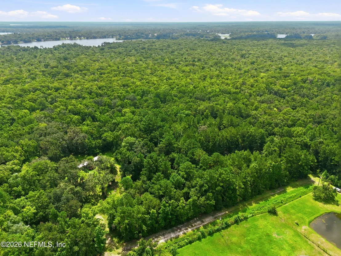 Photo of 143 PINE TREE Road