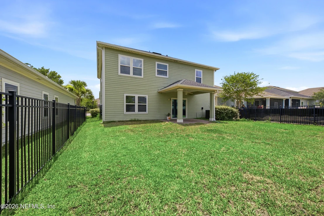 Photo of 133 HOWELL Court