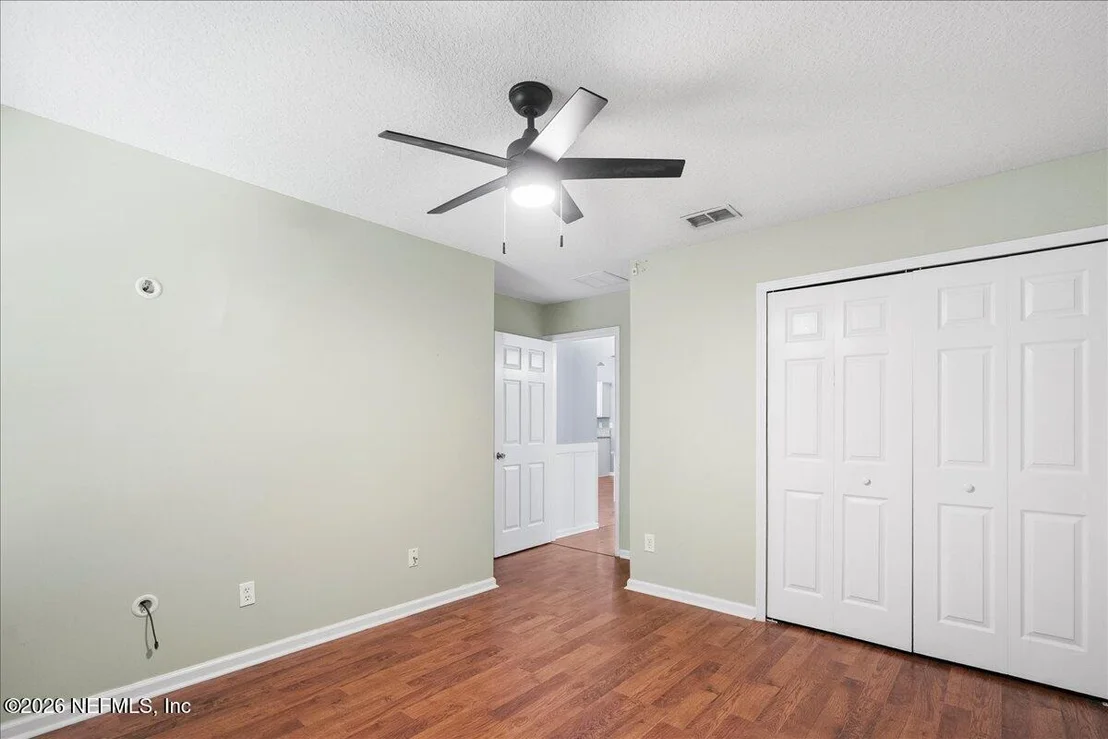 Photo of 817 ESQUIRE Lane