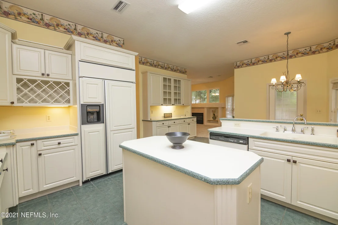 Photo of 705 WILKES Court