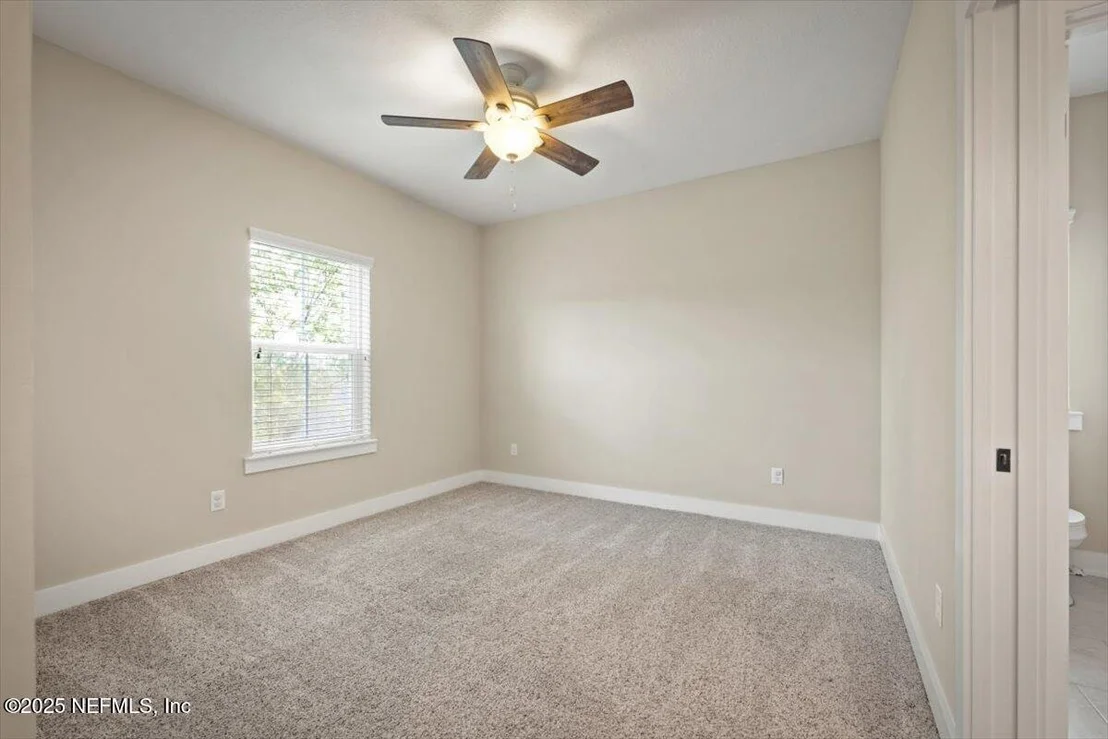 Photo of 305 SEAHILL Drive