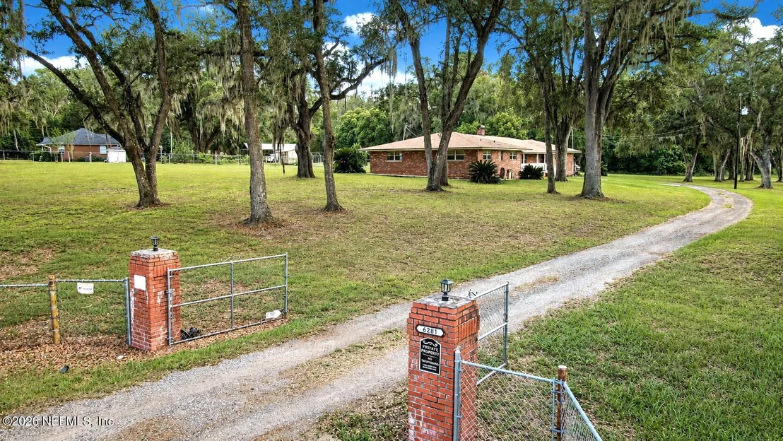 Photo of 6281 COUNTY ROAD 218