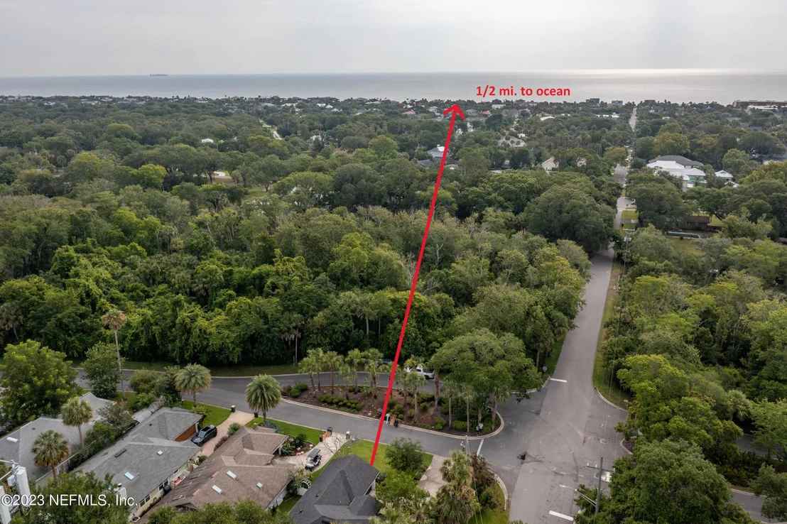 Photo of 1100 LINKSIDE Drive