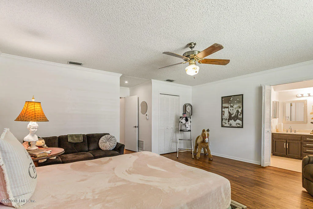 Photo of 9625 BEAUCLERC BLUFF Road