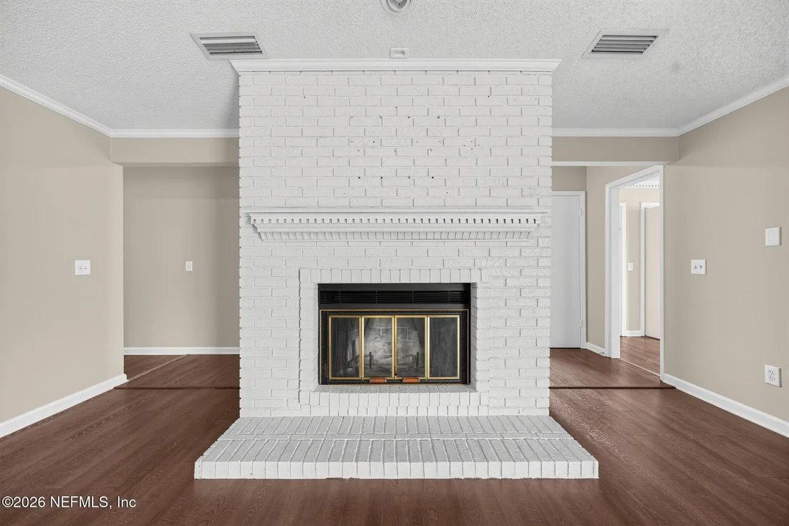 Photo of 977 SANDSTONE Drive