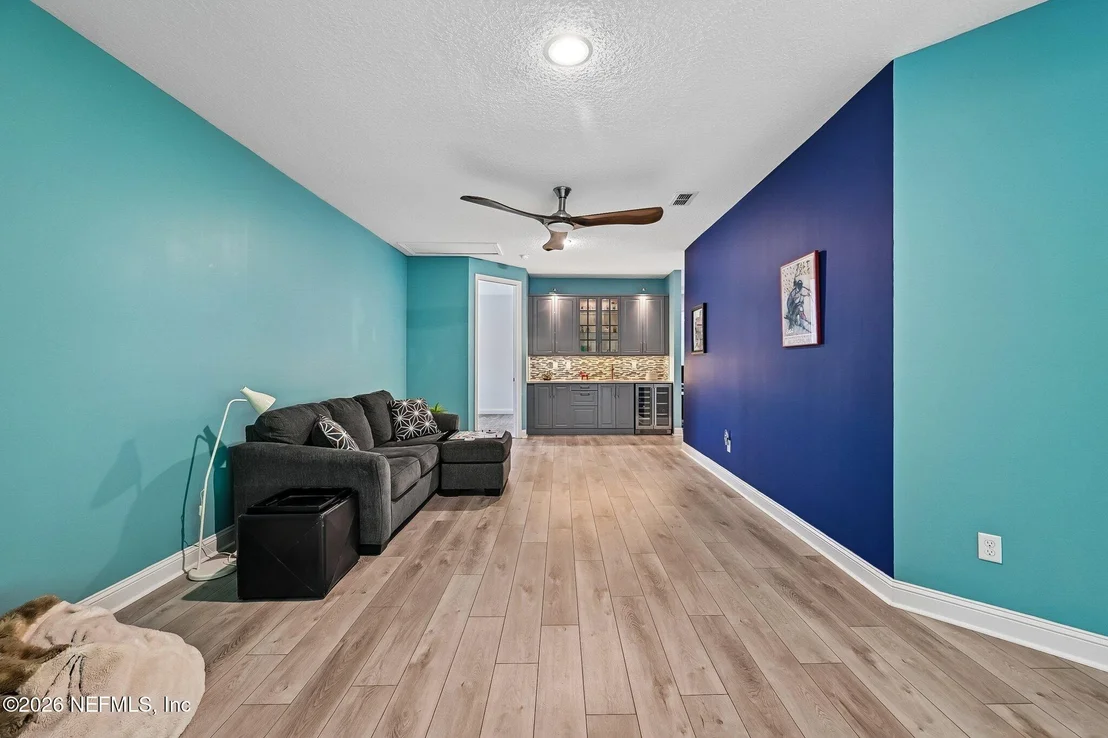 Photo of 136 DUNDEE Place