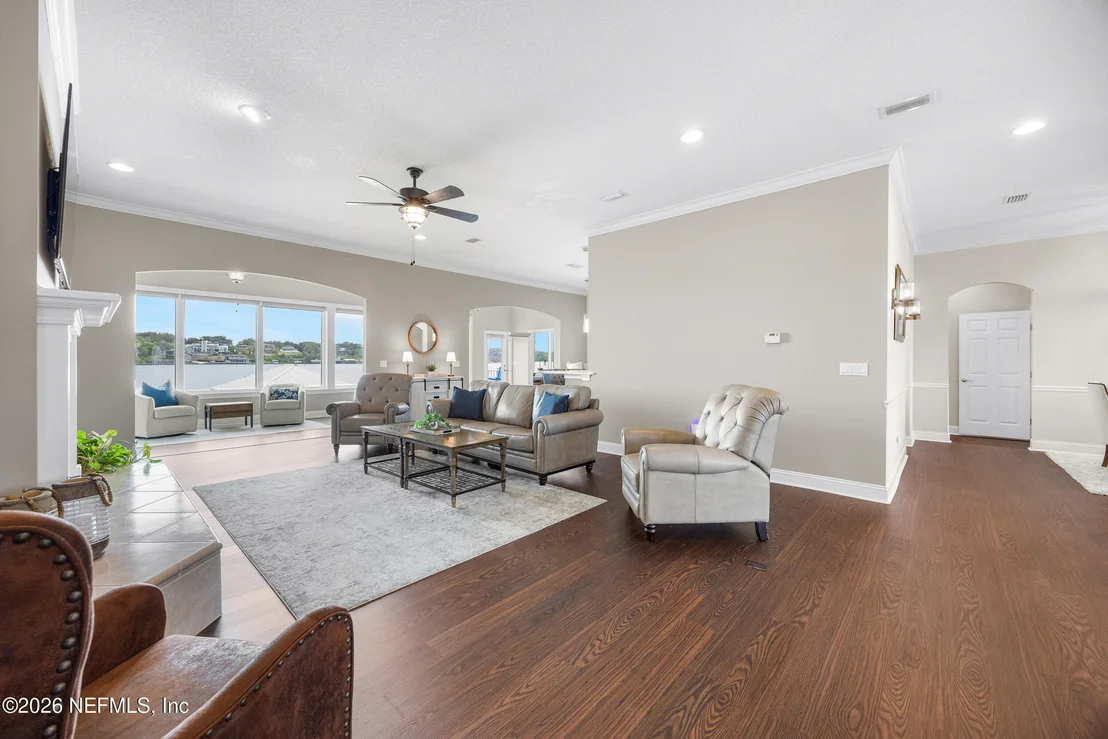 Photo of 7156 RAMOTH Drive