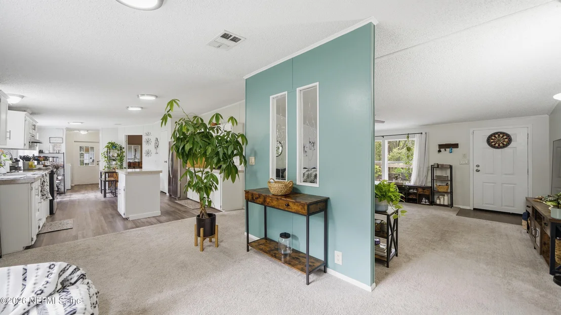 Photo of 953 MCLAUGHLIN Lane